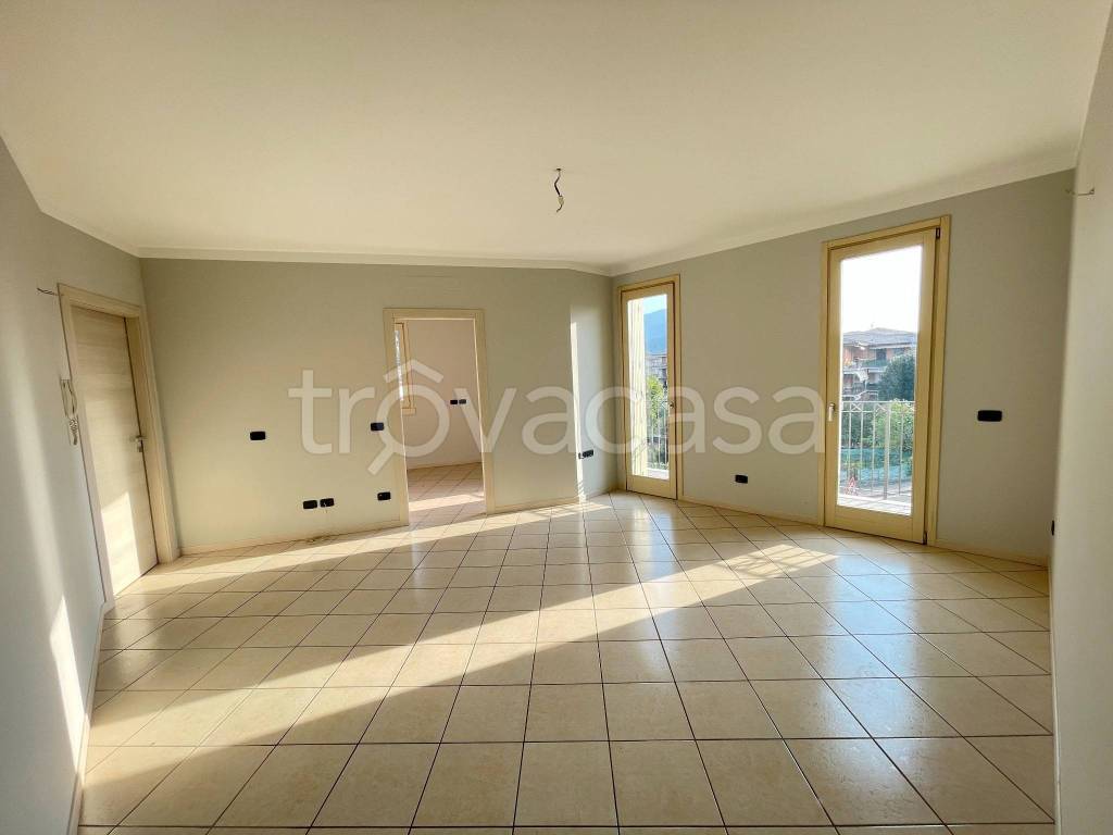 appartamento in vendita a Villongo in zona San Filastro