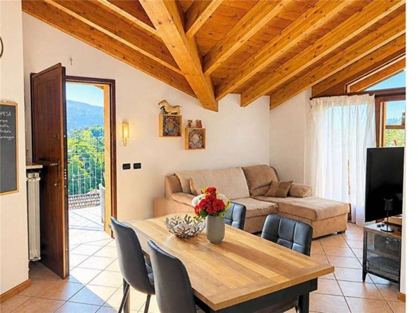 appartamento in vendita a Villongo in zona San Filastro