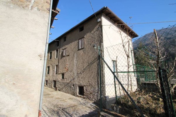 casa indipendente in vendita a Vilminore di Scalve