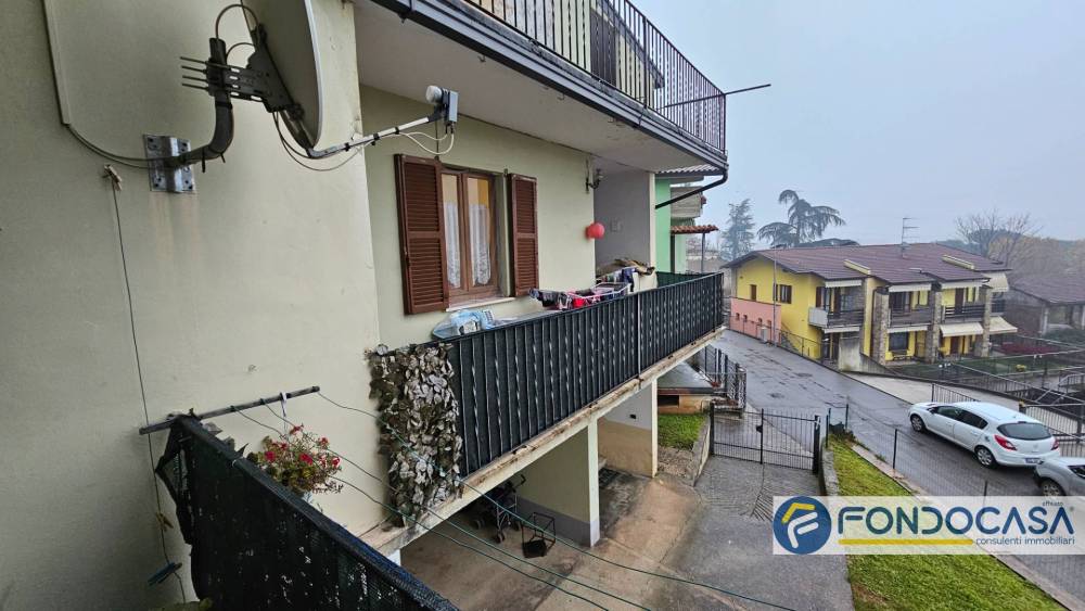 appartamento in vendita a Zandobbio