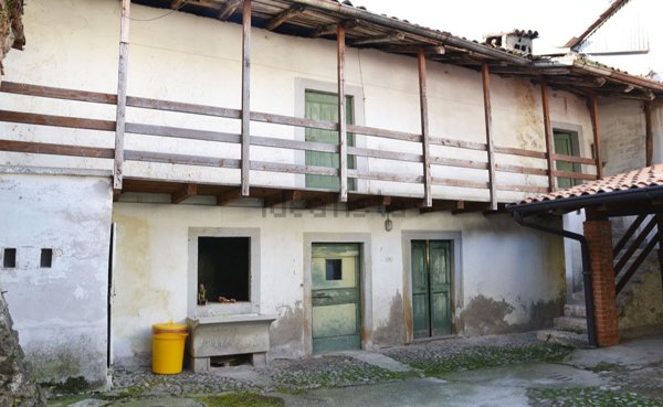 appartamento in vendita a Zandobbio