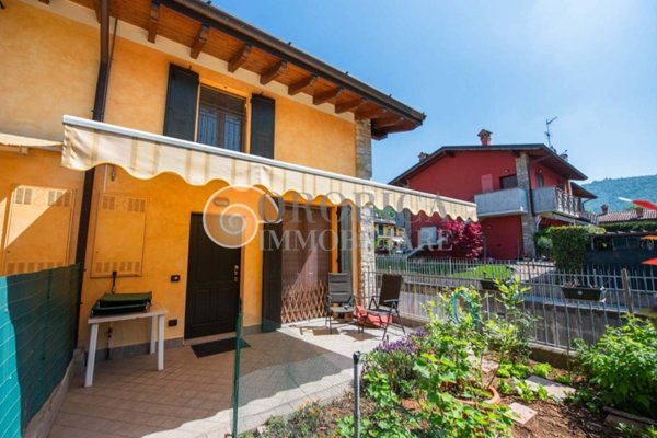 casa indipendente in vendita a Zandobbio in zona Selva