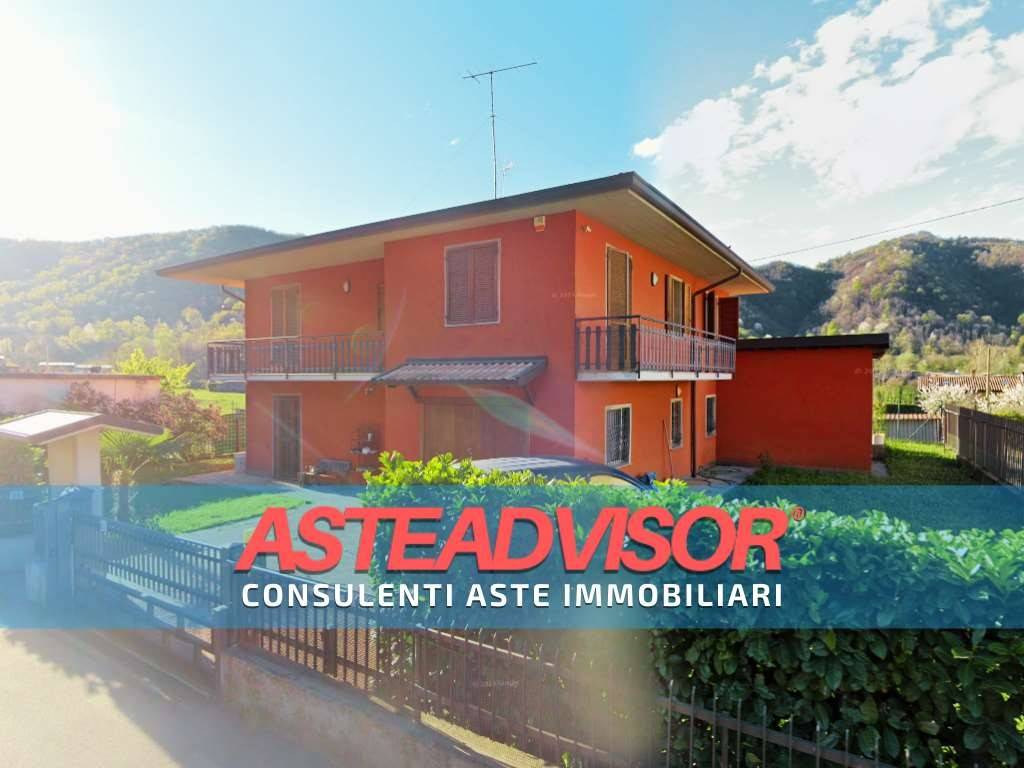 casa indipendente in vendita a Zandobbio in zona Selva