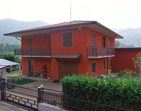 casa indipendente in vendita a Zandobbio in zona Selva