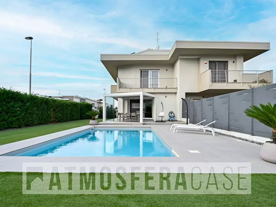 casa indipendente in vendita a Zandobbio