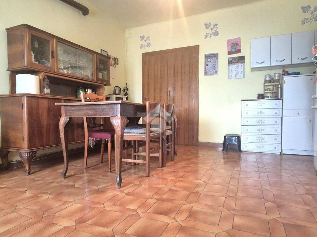 appartamento in vendita a Zandobbio