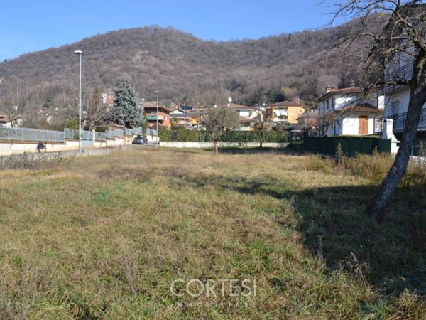 villa in vendita a Zandobbio in zona Selva