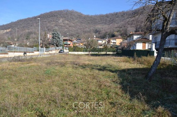 villa in vendita a Zandobbio in zona Selva