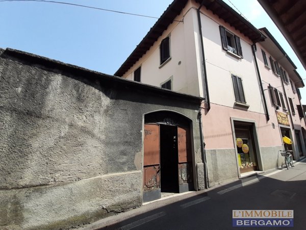 locale di sgombero in vendita a Zanica