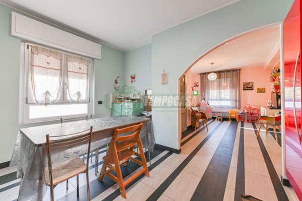 casa indipendente in vendita a Zanica