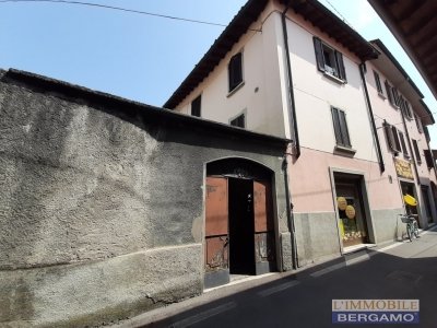 locale di sgombero in vendita a Zanica