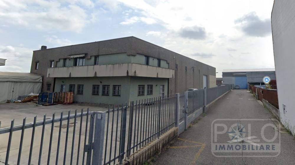 locale di sgombero in vendita a Zanica