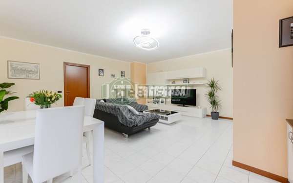 appartamento in vendita a Zanica