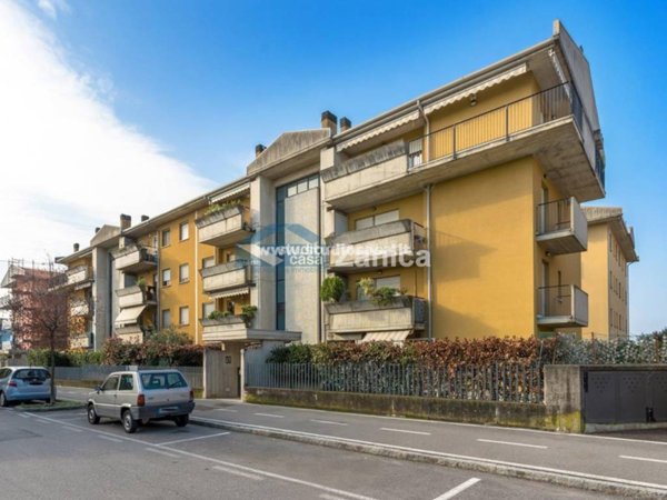 appartamento in vendita a Zanica