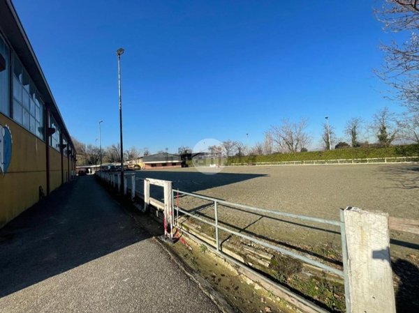 capannone in vendita a Zanica in zona Padergnone