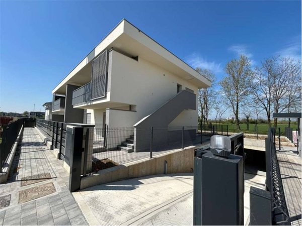 appartamento in vendita a Zanica in zona Padergnone