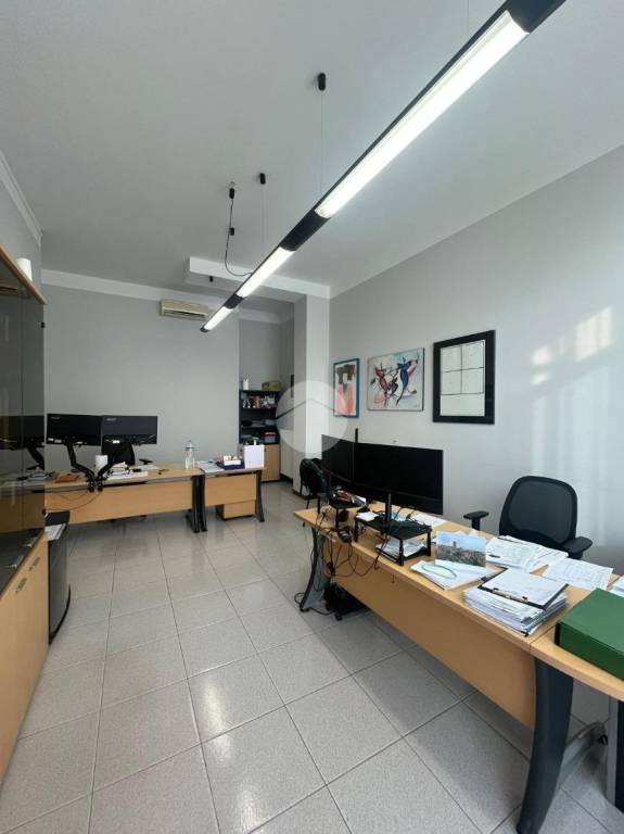 ufficio in vendita a Zanica in zona Padergnone