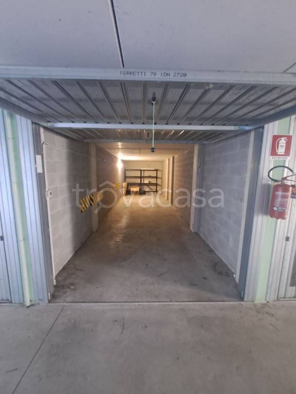 box auto in vendita a Zanica in zona Padergnone