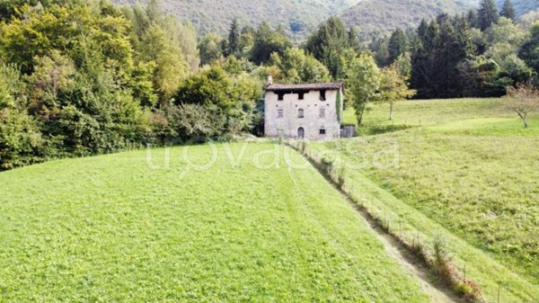 casa indipendente in vendita a Zogno in zona Stabello