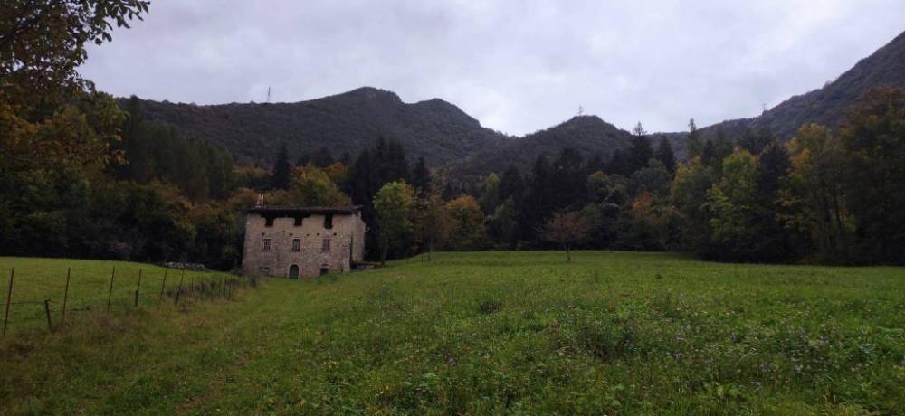 casa indipendente in vendita a Zogno in zona Stabello