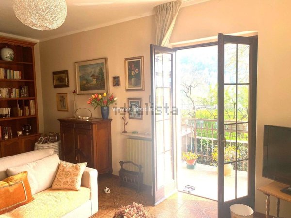 casa indipendente in vendita a Zogno