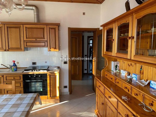 casa semindipendente in vendita a Zogno