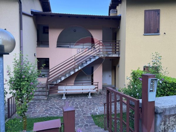 appartamento in vendita a Zogno in zona Miragolo San Salvatore
