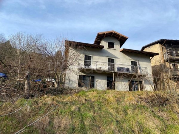 casa indipendente in vendita a Zogno