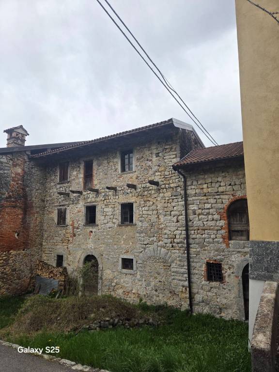 casa indipendente in vendita a Zogno