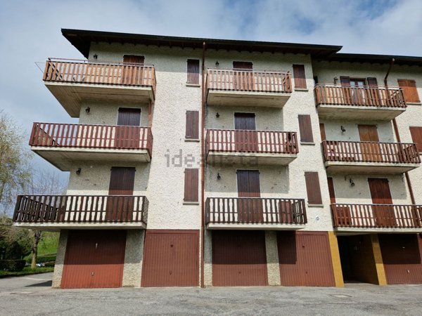 appartamento in vendita a Zogno