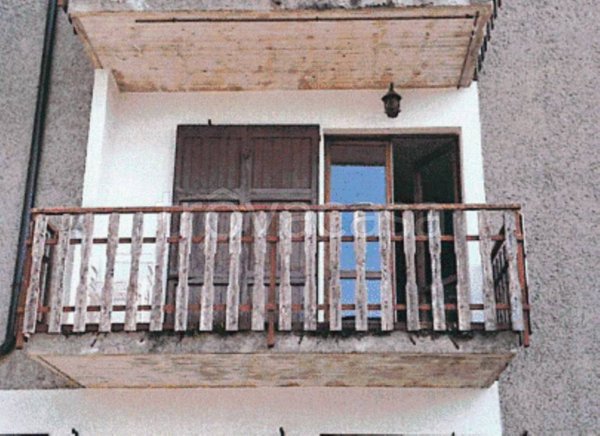 appartamento in vendita a Zogno in zona Somendenna