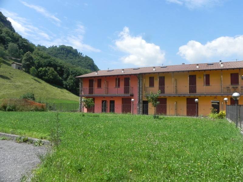 appartamento in vendita a Zogno