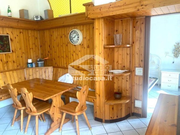 appartamento in vendita a Zogno in zona Ambria / Spino al Brembo