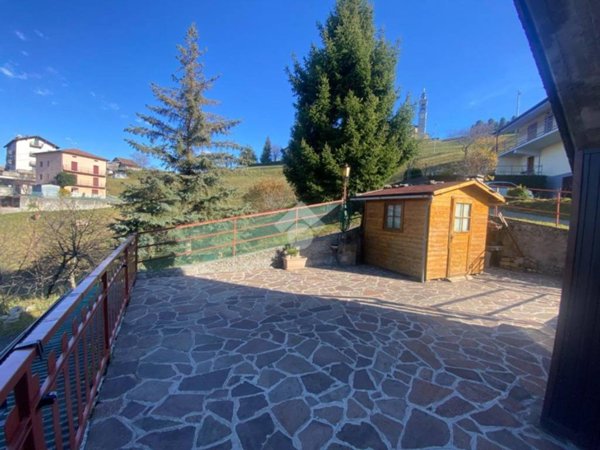 appartamento in vendita a Zogno in zona Miragolo San Salvatore