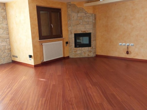 casa indipendente in vendita a Zogno