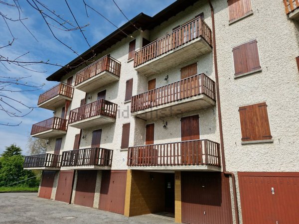 appartamento in vendita a Zogno