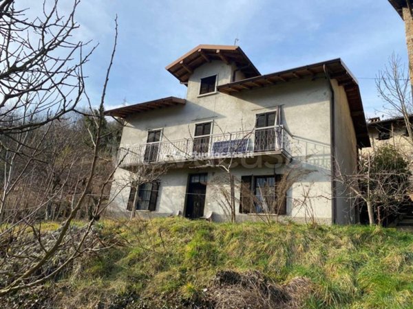 casa indipendente in vendita a Zogno