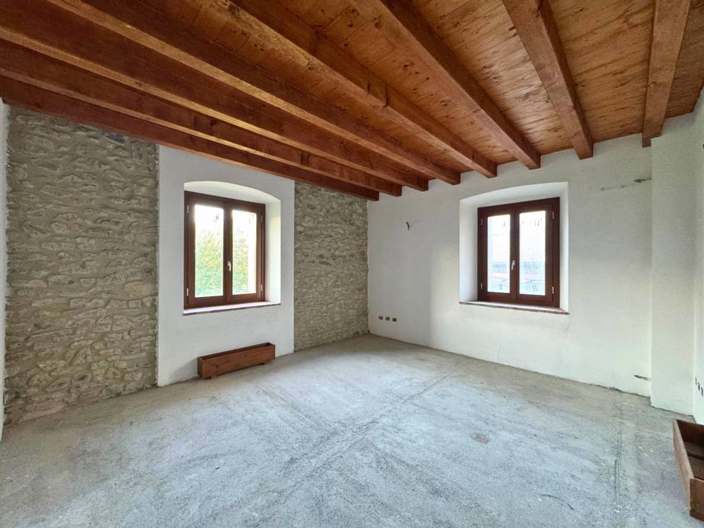 appartamento in vendita a Zogno in zona Poscante