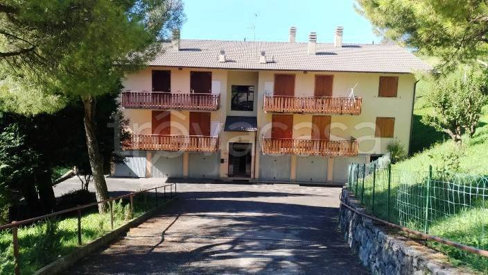 appartamento in vendita a Zogno in zona Miragolo San Marco