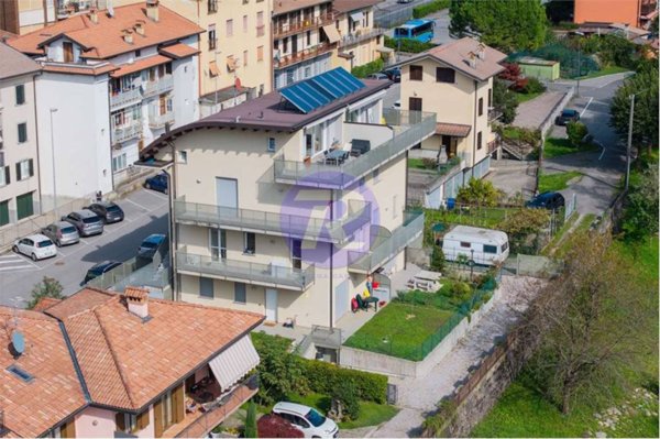 appartamento in vendita a Zogno