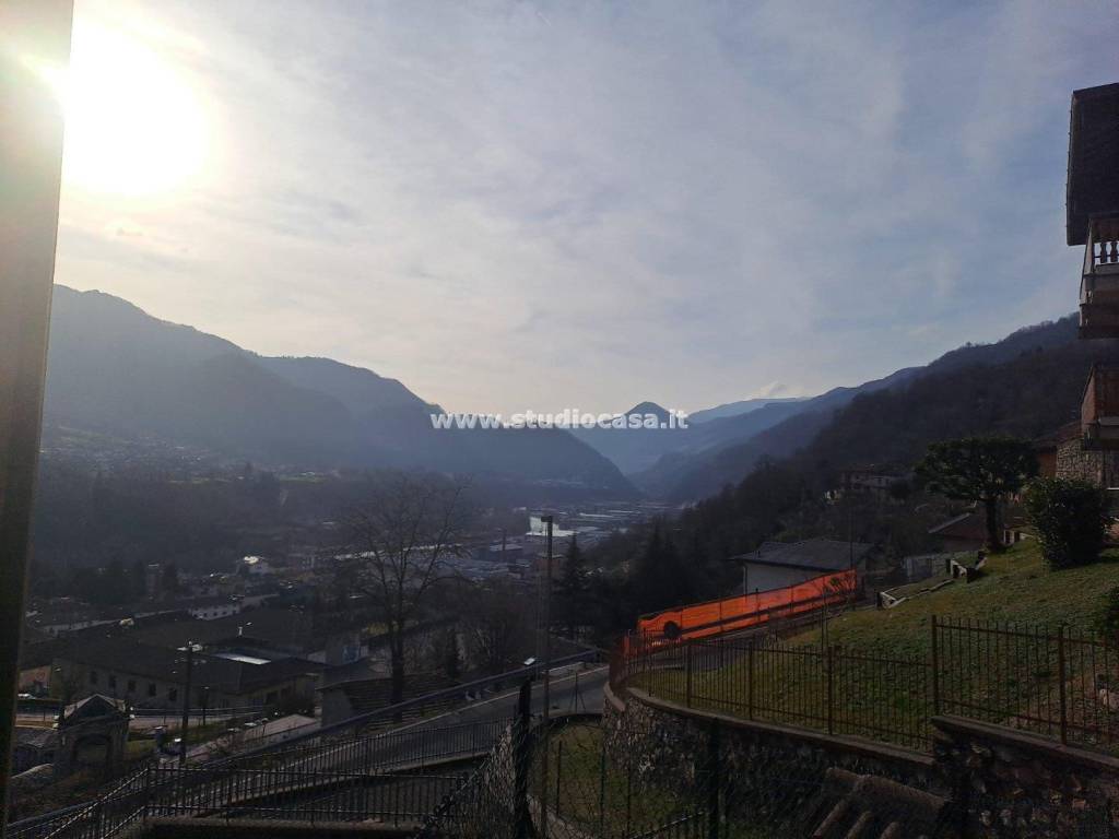 casa indipendente in vendita a Zogno