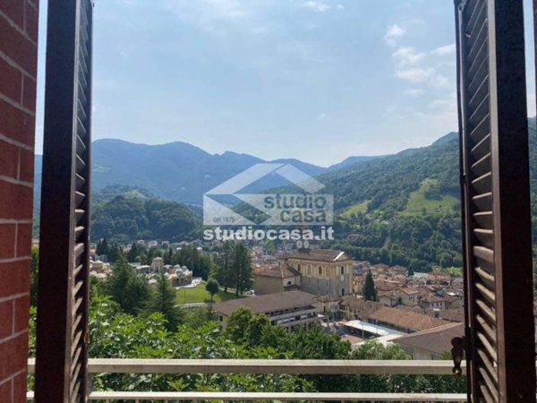 casa indipendente in vendita a Zogno