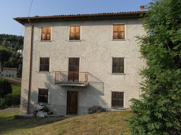 casa indipendente in vendita a Zogno
