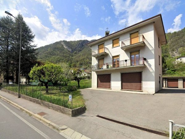 casa indipendente in vendita a Zogno