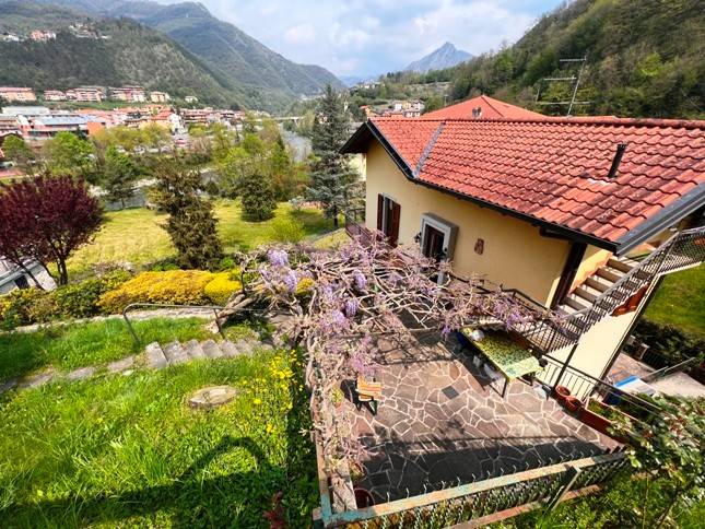 appartamento in vendita a Zogno