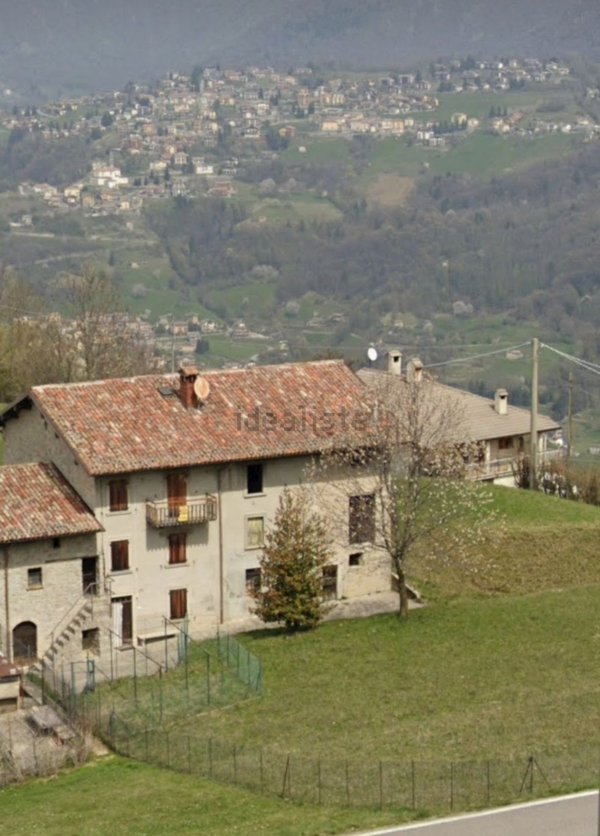 quadrivano in vendita a Zogno in zona Miragolo San Salvatore