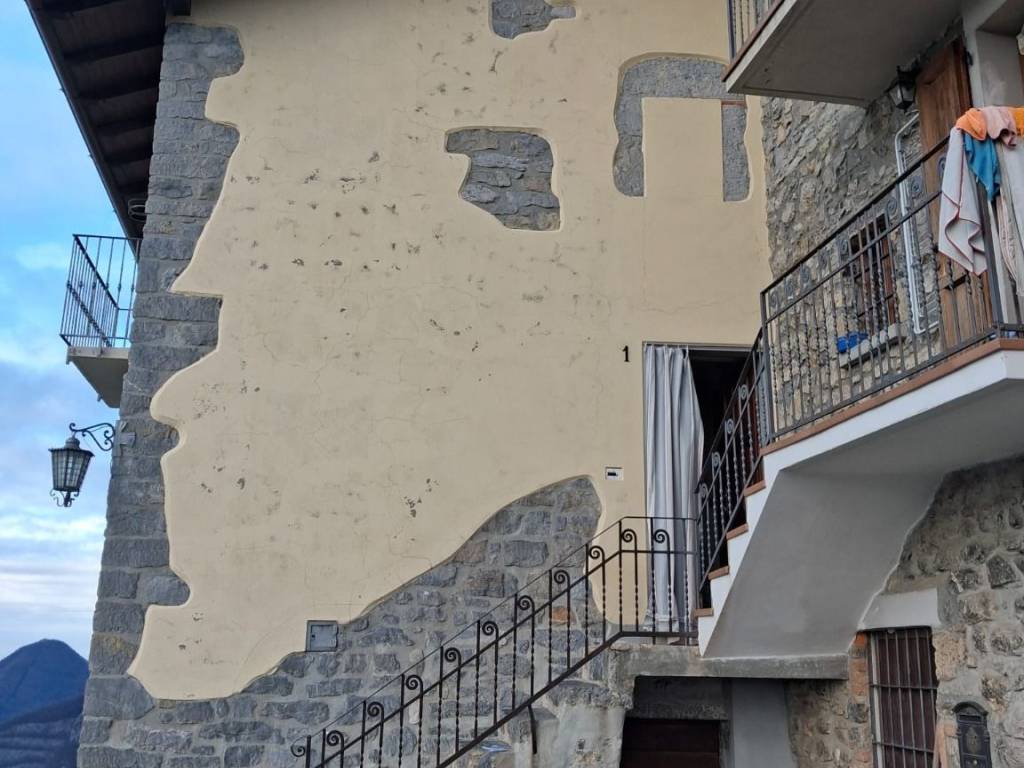 casa indipendente in vendita a Zogno