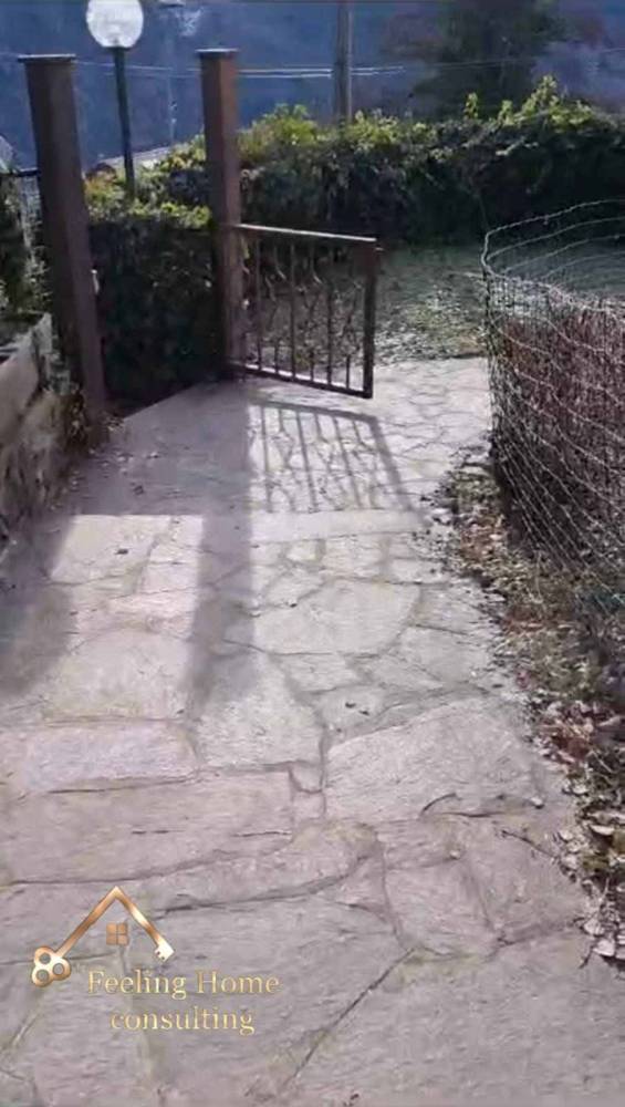 appartamento in vendita a Zogno in zona Ambria / Spino al Brembo