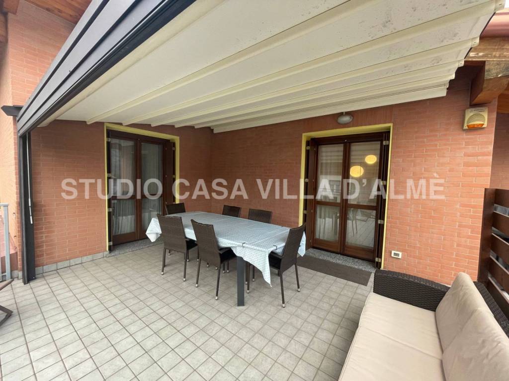 appartamento in vendita a Zogno