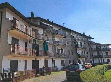 appartamento in vendita a Zogno in zona Somendenna
